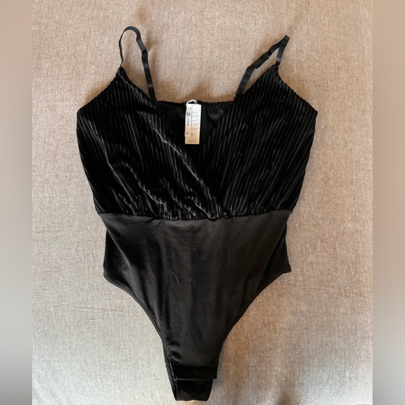 Cupshe women’s spag strap body suit - Picture 1 of 7